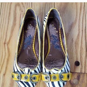 Naughty Money Ballet Flats